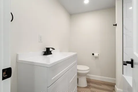 132 Waterloo St, Fort Erie, ON L2A 3K2