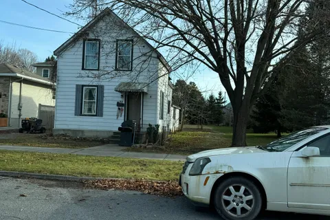 22 Church Street, Perth, ON K7H 2A3