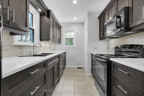 349 Malcolm St, London, ON N6J 1C1