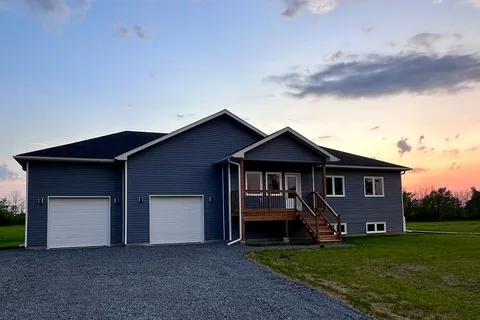 5777 HIGHWAY 38, South Frontenac, ON K0H 1W0