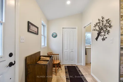 5 Montgomery Rd, Elizabethtown-Kitley, ON K0E 1H0