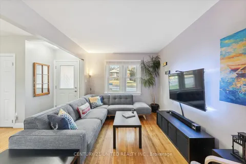 167 Sophia St, Peterborough, ON K9H 1E4