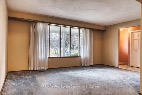 272 JOHN St, Centre Wellington, ON N0B 1S0