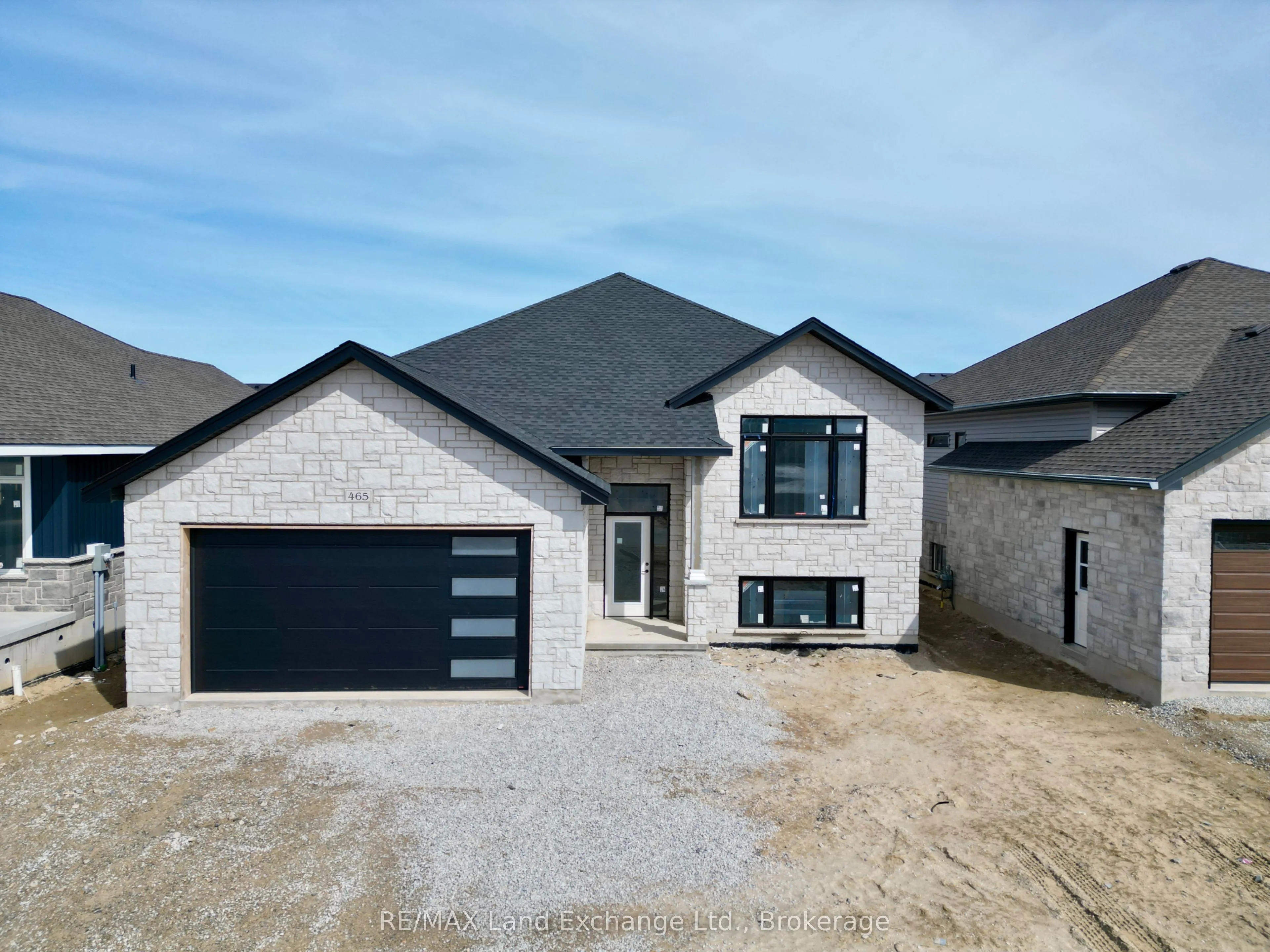 465 NORTHPORT Drive, Saugeen Shores, ON N0H 2C8