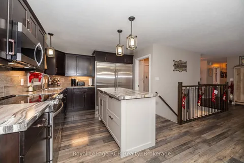 107 Mary Ave, Georgian Bluffs, ON N4K 5N5