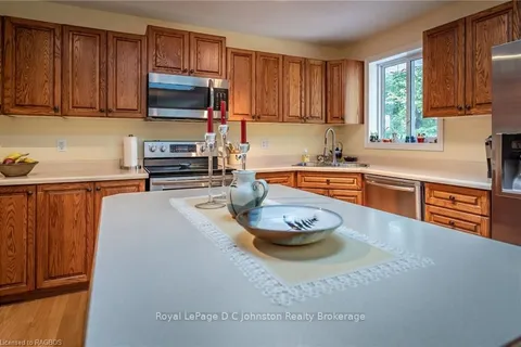 27 GREMIK Crescent, South Bruce Peninsula, ON N0G 2N0