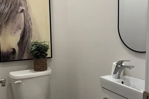 42 GEORGE St, Huron East, ON N0K 1W0