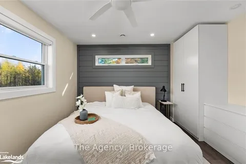 1343 WALKERS POINT Rd, Muskoka Lakes, ON P1P 1R2