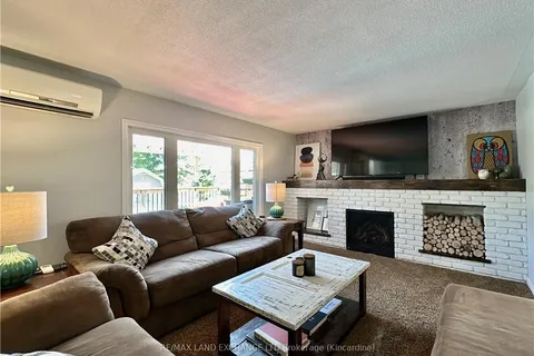 1186 QUEEN Street, ON N2Z 1G5