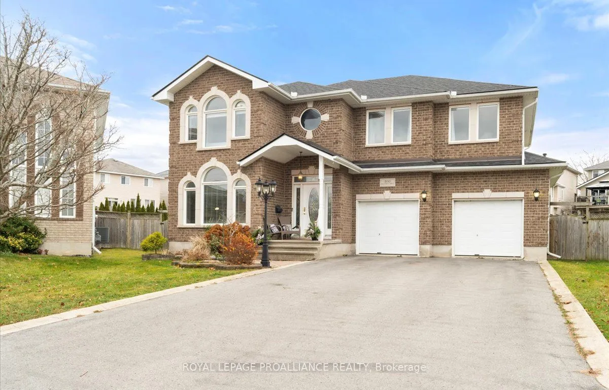 2130 Balantrae Circ, Kingston, ON K7M 9H8