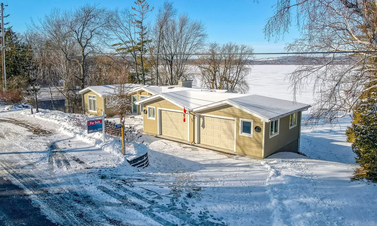 7494 Bamsey Dr, Hamilton Township, ON K0L 1E0