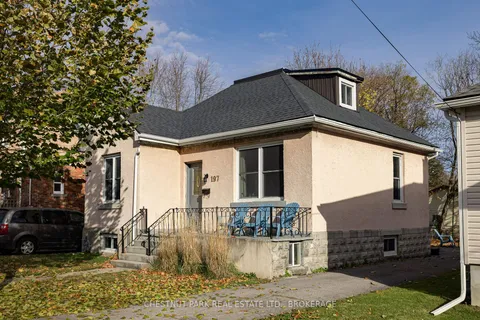 197 Toronto St, Kingston, ON K7L 4A9