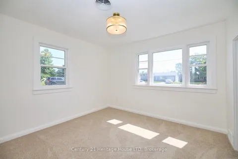 855 CRESCENT Rd, Fort Erie, ON L2A 4R5