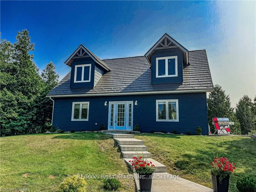 1977 Thorpe Rd, Loyalist, ON K0H 2H0