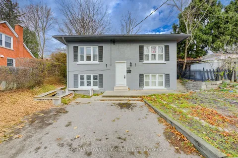 152 Binscarth Rd, Kitchener, ON N2M 3E5