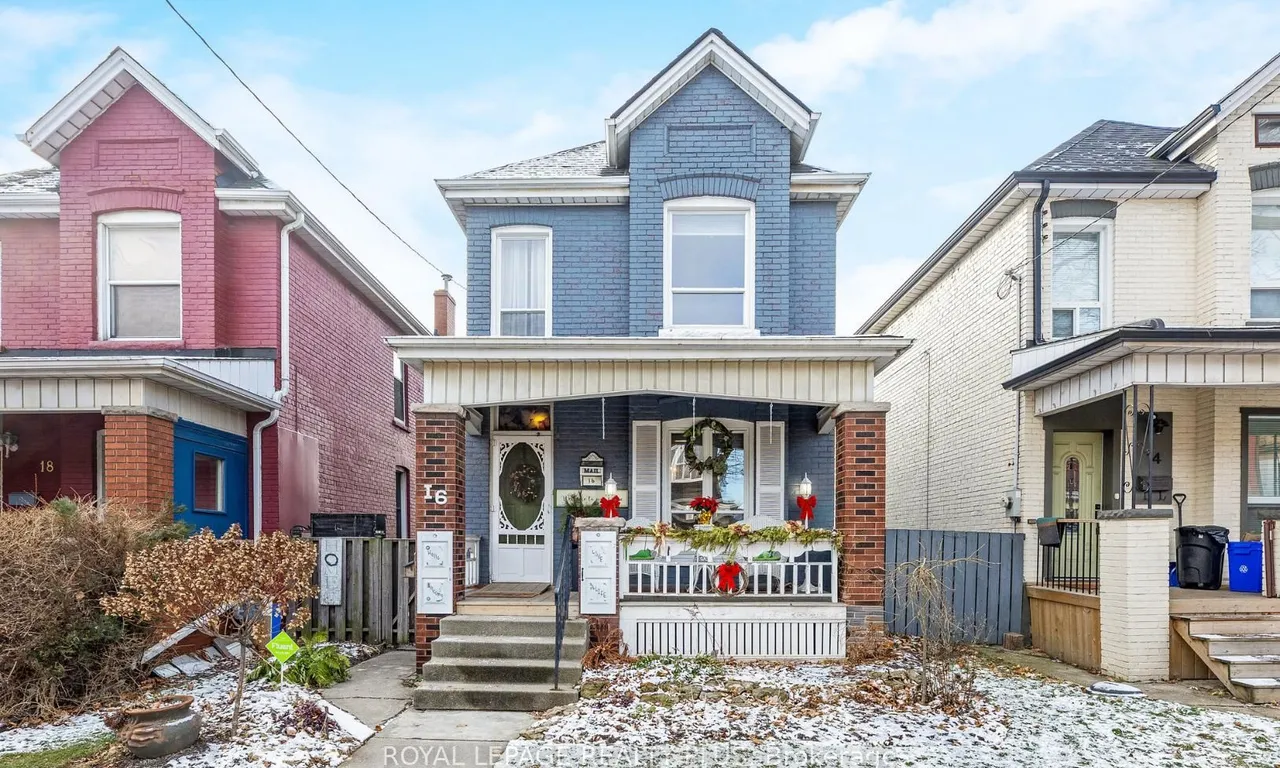 16 Case St, Hamilton, ON L8L 3G7