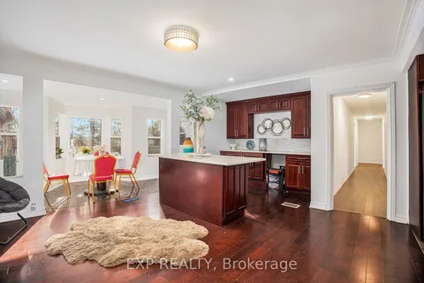 8411 Russell Rd, Orleans - Cumberland and Area, ON K4B 0J7