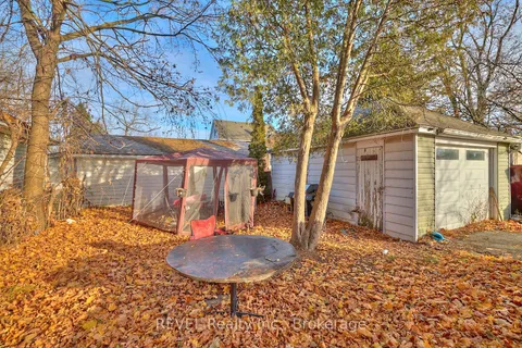 206 Phipps St, Fort Erie, ON L2A 2V5