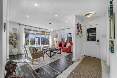 53 Winding Way, Brantford, ON N3R 3S4