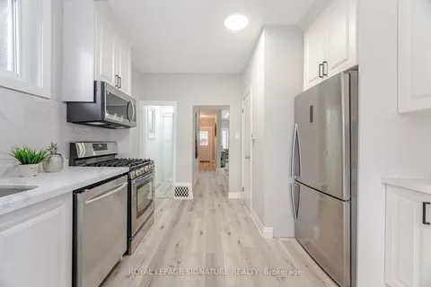 24 Keith St, Hamilton, ON L8L 3S1