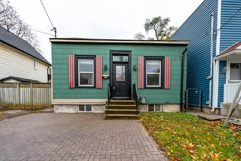 49 Jones St, Hamilton, ON L8R 1X9