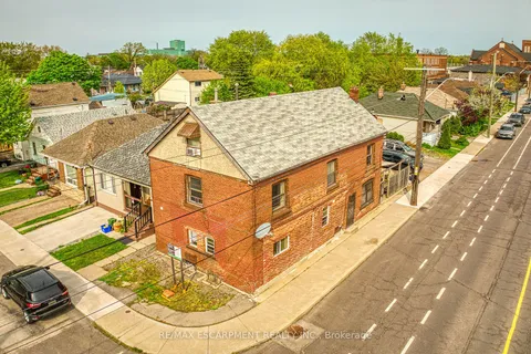 1367 Cannon Street, Hamilton, ON L8H 1W2
