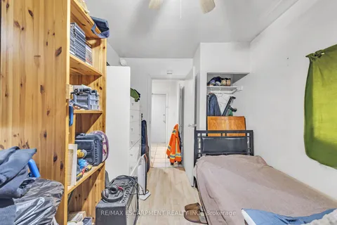 1367 Cannon Street, Hamilton, ON L8H 1W2