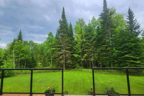 8 Bancroft Ridge Drive, Bancroft, ON K0L 1C0