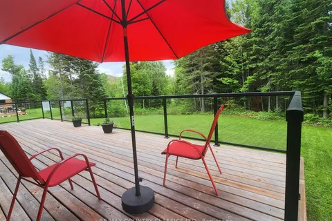 8 Bancroft Ridge Drive, Bancroft, ON K0L 1C0
