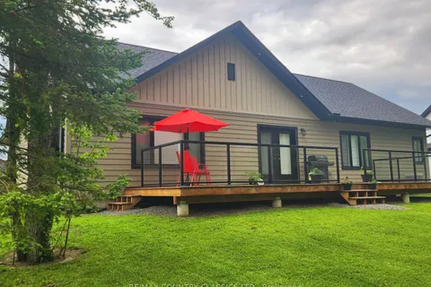 8 Bancroft Ridge Drive, Bancroft, ON K0L 1C0