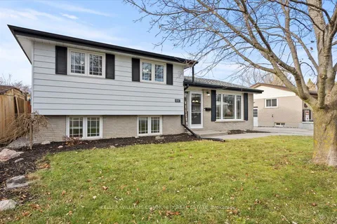 1047 St. Paul's St, Peterborough, ON K9H 6J7