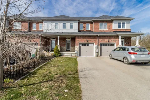 8715 Dogwood Cres, Niagara Falls, ON L2H 2Y6