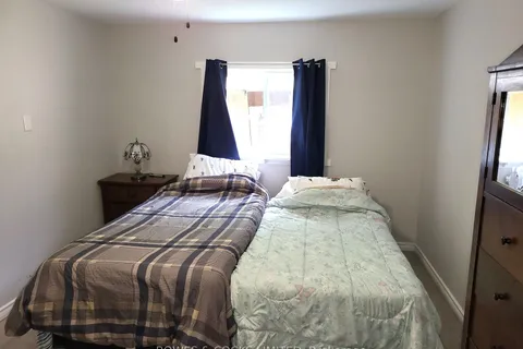 2586 Old Hastings Rd, Wollaston, ON K0L 1P0