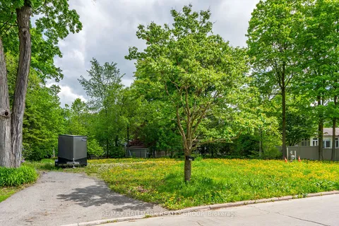 2055 Baffin Ave, Alta Vista and Area, ON K1H 5X2