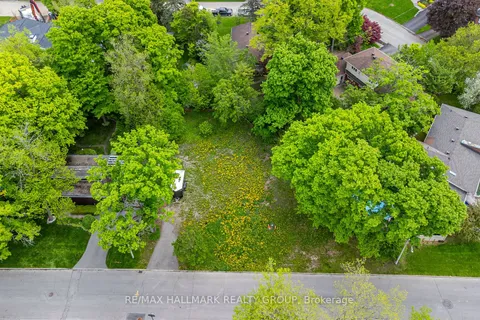 2055 Baffin Ave, Alta Vista and Area, ON K1H 5X2