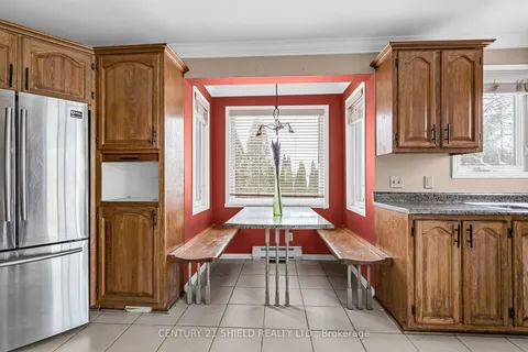 325 Ivan Cres, Cornwall, ON K6H 7C6