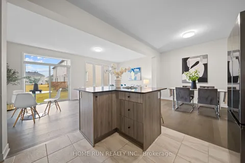 648 CYGNUS St, Barrhaven, ON K2J 7B2