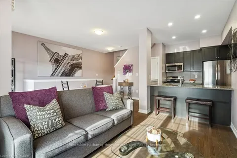 515 WINSTON ROAD, Grimsby, ON L3M 0C8