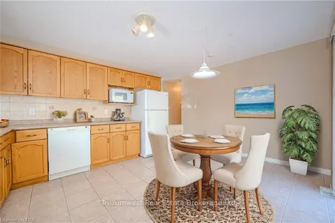 71 CHERRY HILL Pl, Centre Wellington, ON N1M 3T9