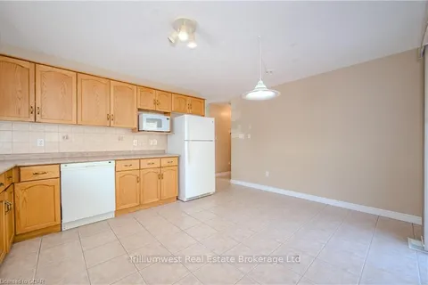 71 CHERRY HILL Pl, Centre Wellington, ON N1M 3T9