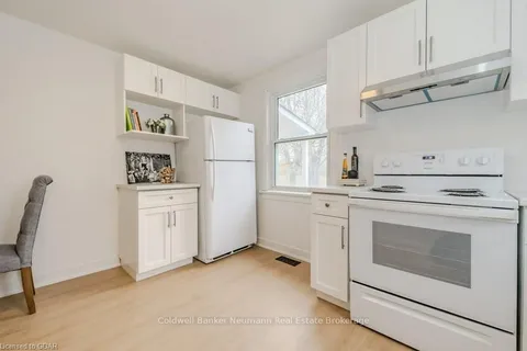 80 YORK Rd, Guelph, ON N1E 3E6