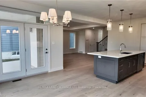 95 INVERNESS Street, Kincardine, ON N2Z 1J4