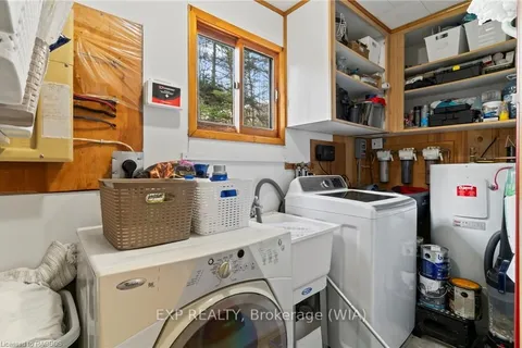 397 MALLORY BEACH Road, South Bruce Peninsula, ON N0H 2T0