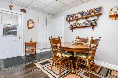 419 SCOTT St, South Bruce Peninsula, ON N0H 2T0