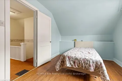 75 YOUNGS Street, Stratford, ON N5A 1J5