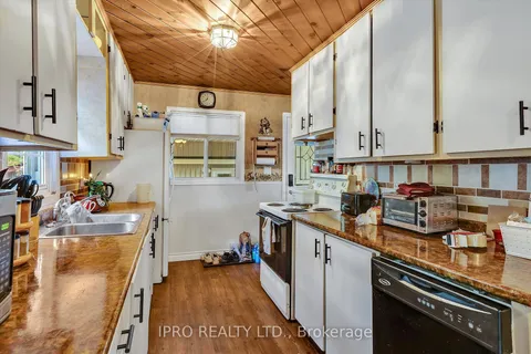 3857 County Rd 36 Rd, Galway-Cavendish and Harvey, ON K0L 1J0