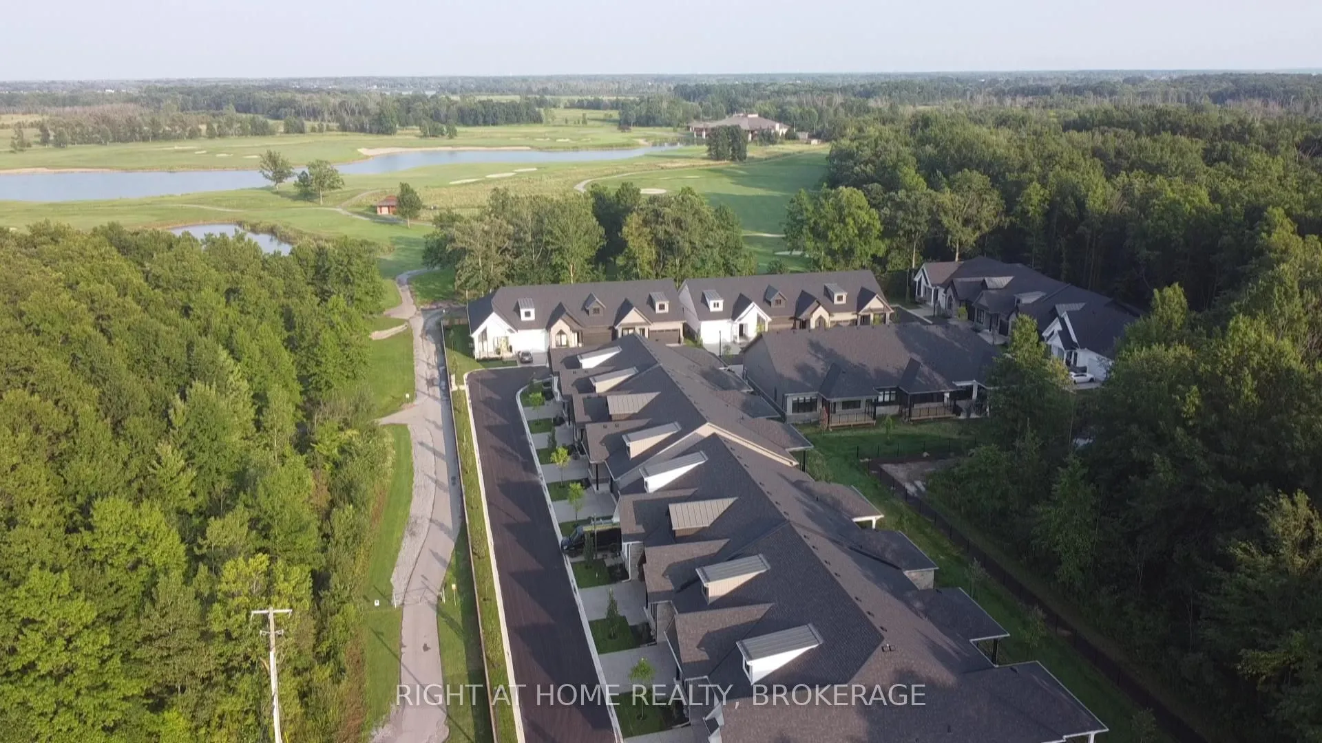 3318 Weinbrenner Road, Niagara Falls, ON L2G 3S2
