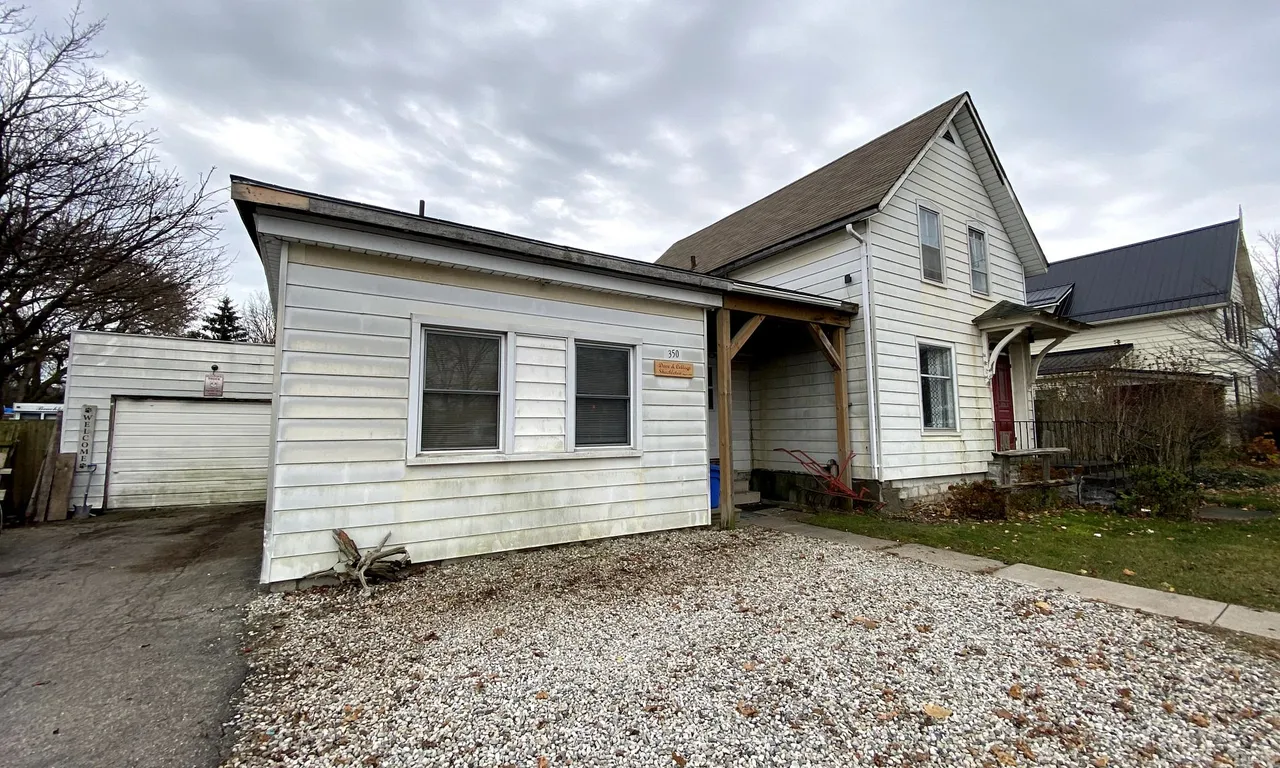 350 Talbot St, Aylmer, ON N5H 1K4