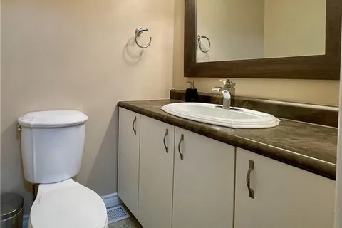 646 BROMLEY Ave, North Bay, ON P1B 9H9