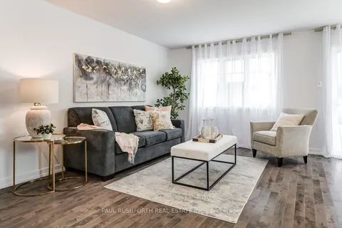 203 Peacock Drive, Russell, ON K4R 0A1